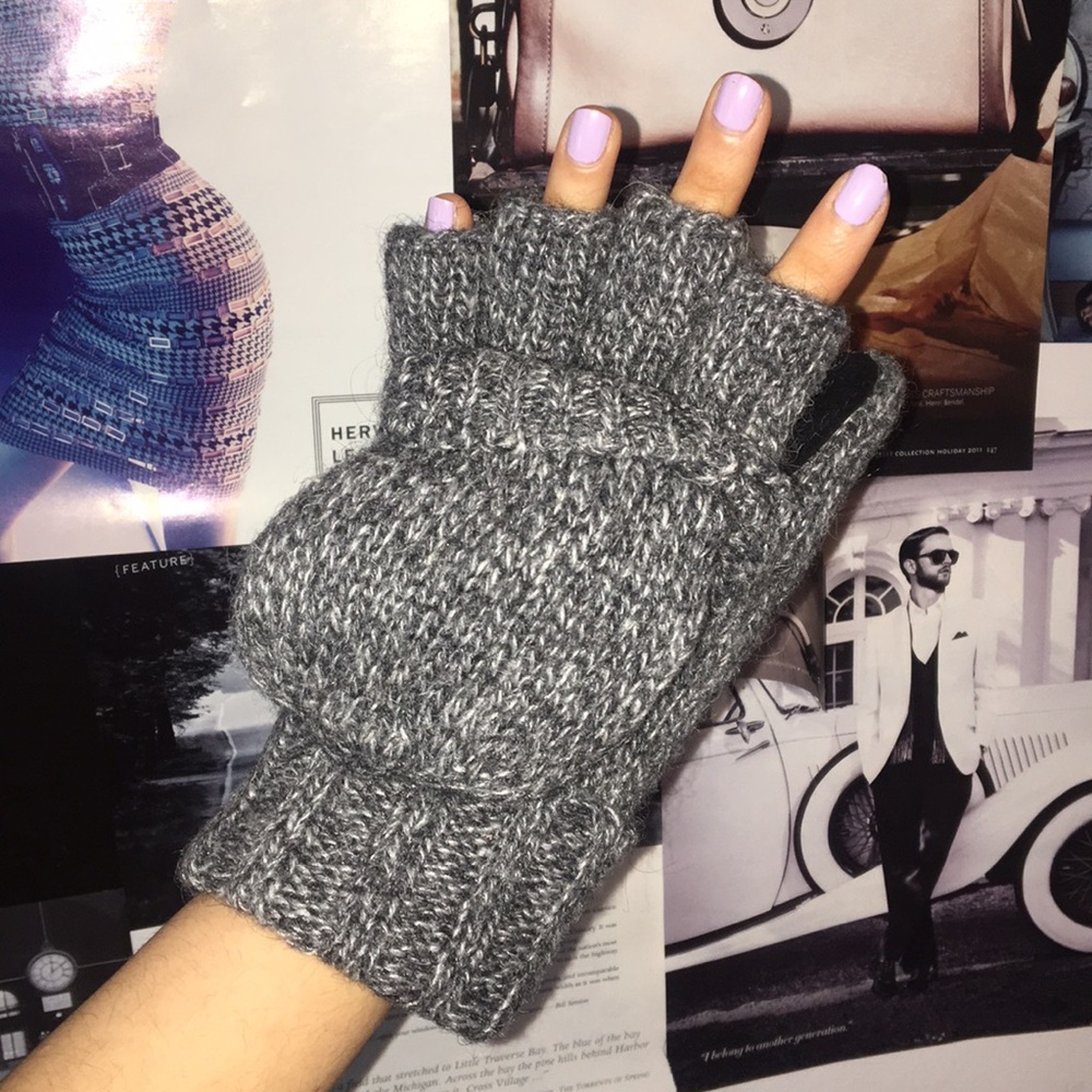 Warm Knitted Mittens/ Gloves 🧤